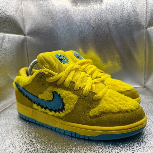 Size 7 Nike SB Dunk Low x Grateful Dead Mens Yellow Furry Sneaker CJ5378-700 - Picture 1 of 11